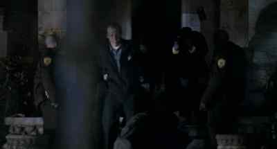 - Come on.
- Pull me down the stairs. - Halloween II