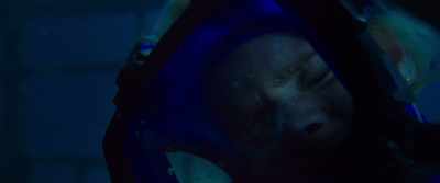 Come on, push!
Push, Kate. - 47 Meters Down