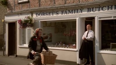 Come on, Ray,
you don't want to be late. - Midsomer Murders