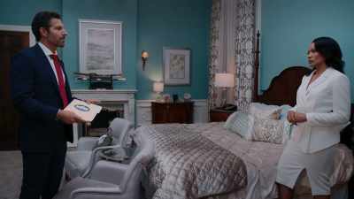 COME ON. READ IT. - Tyler Perry's The Oval