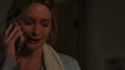 -Come on, Ryan. Come on.
He's not picking up. - A Deadly Threat to My Family