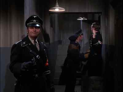Come on. - Hogan's Heroes