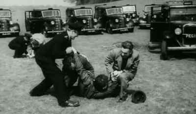 Come on. - Carry On Cabby