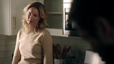 Come on. - The Resident