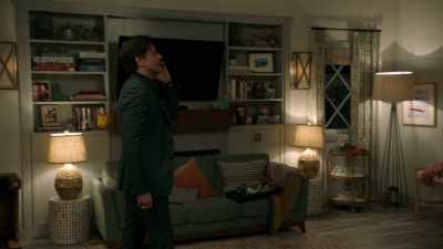 Come on, Sam. I-- You gotta do something. - Big Shot