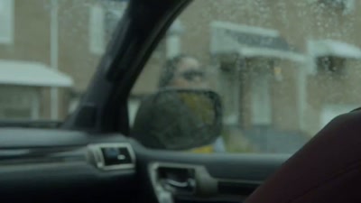 - Come on, say bye to mommy. - Bye mommy. - A Body to Kill For