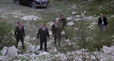 Come on, son. Don"t be so bloody stupid. - Scream and Scream Again