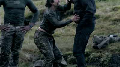 Come on. Stop this, stop it.
Stop it. - Celebrity SAS: Who Dares Wins
