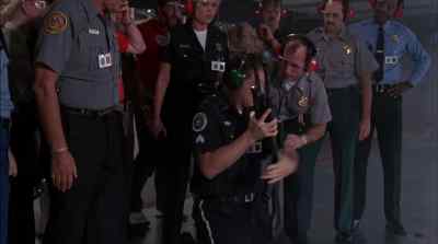 Come on, Sugar. - Police Academy 5: Assignment: Miami Beach