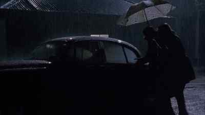 - Come on, Sylvia's getting wet.
- Sorry, Sylvia. Bye, Tony. - Shine
