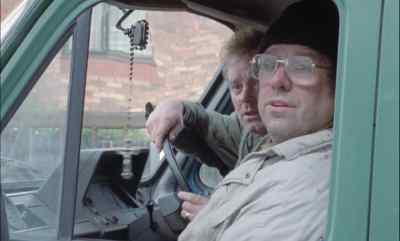 Come on, you twat,
look up, look up. - Raining Stones