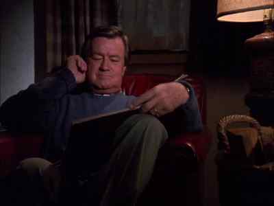 Come on up, Mort.
It's getting late. - Murder, She Wrote