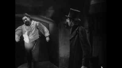 Come on. Up over the roof. - Corridors of Blood