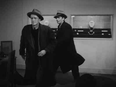 - Come on.
- What about the safe? - Kiss of Death