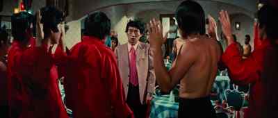 Come on, where is he? - The Way of the Dragon