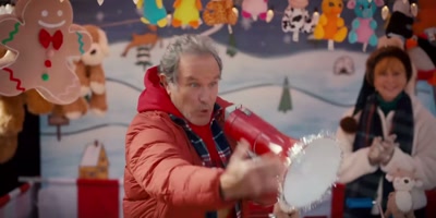 Come on, you? Come on up here.
Got a ticket, three tickets - Christmas with a Kiss
