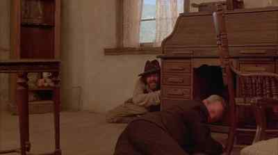 - Come out, Moon. - Goin' South