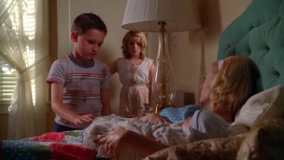 Come over here. - Mad Men