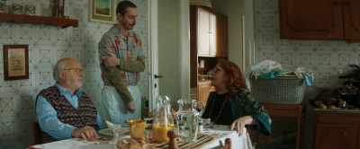 Come with me as I teach you
how to use the iron. - Da grandi