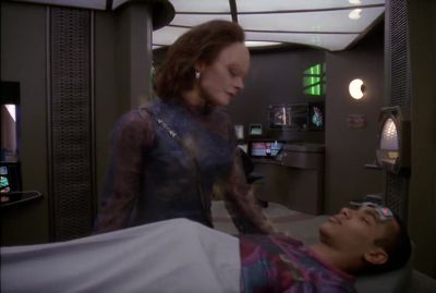 Come with me, Jake. - Star Trek: Deep Space Nine