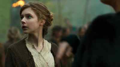 Come with me. - Britannia