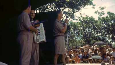 Comedian Joe E. Brown has
come to boost their morale. - The Pacific War in Color
