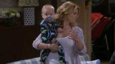 Comet Junior Junior's having babies?
This is better than Shark Week! - Fuller House