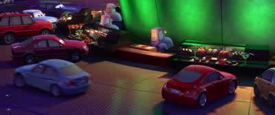 Comin' through! - Cars 2