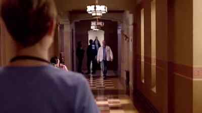 - Coming by?
- Yeah, in five minutes. - Nurse Jackie