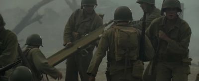 Coming through,
make way. Out of the way. - Hacksaw Ridge