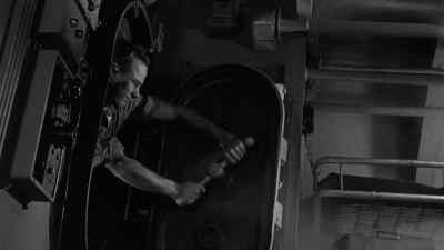 Coming through. Watch it. - Run Silent Run Deep