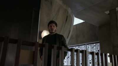 [ Comlink beeps ] - Marvel's Inhumans