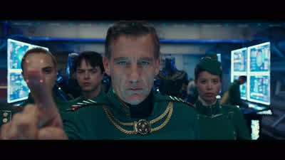 - Commander. - Valerian and the City of a Thousand Planets