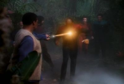 - Commander!
- Sorry, Benjamin. - Star Trek: Deep Space Nine