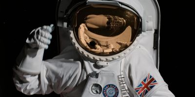 Commander, we're losing separation! - For All Mankind