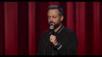 Comme si tu avais déjà parlé
avec des gens." - Nate Bargatze: The Tennessee Kid
