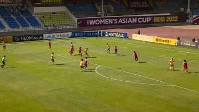 COMMENTATOR 1: They have 45 minutes. - Matildas: The World at Our Feet