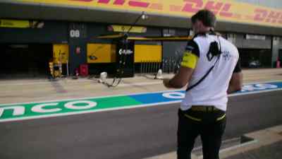 [commentator 2] Here comes Sergio Perez. - Formula 1: Drive to Survive