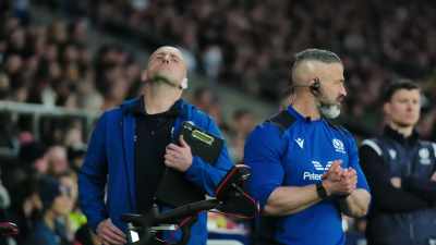 [commentator 3] Five minutes.
Scotland have to start rolling the dice. - Six Nations: Full Contact