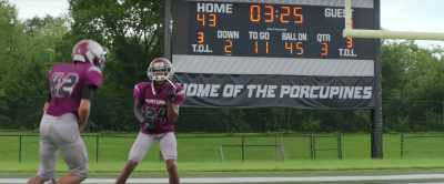 [commentator] And that's another touchdown
for the Porcupines. - Home Team