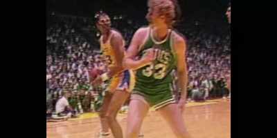 [commentator] Bird fights.
Kareem swings the elbow - They Call Me Magic