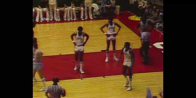 [commentator] Earvin Johnson
pushing for Michigan State, - They Call Me Magic