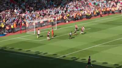 [commentator]
Gabriel Jesus for a record breaking goal. - All or Nothing: Manchester City