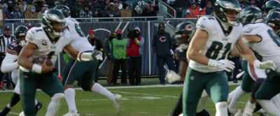 [commentator] Jalen Hurts will run it.
Got around Morrow. - Kelce