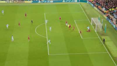 [commentator] Over the top.
That's punched out. Ricochets back. - All or Nothing: Manchester City
