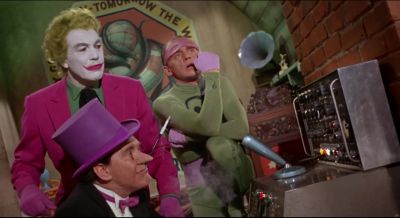 Commodore Schmidlapp ringing for his tea - Batman