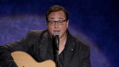 ♪ Common interests,
We had it all ♪ - Bob Saget: Zero to Sixty