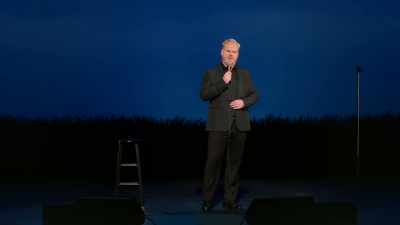 Comprei um telemóvel novo, - Jim Gaffigan: Dark Pale