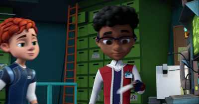 [computer beeps] - Spy Kids: Mission Critical