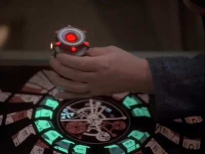 Computer, energise on my command. - Star Trek: Deep Space Nine
